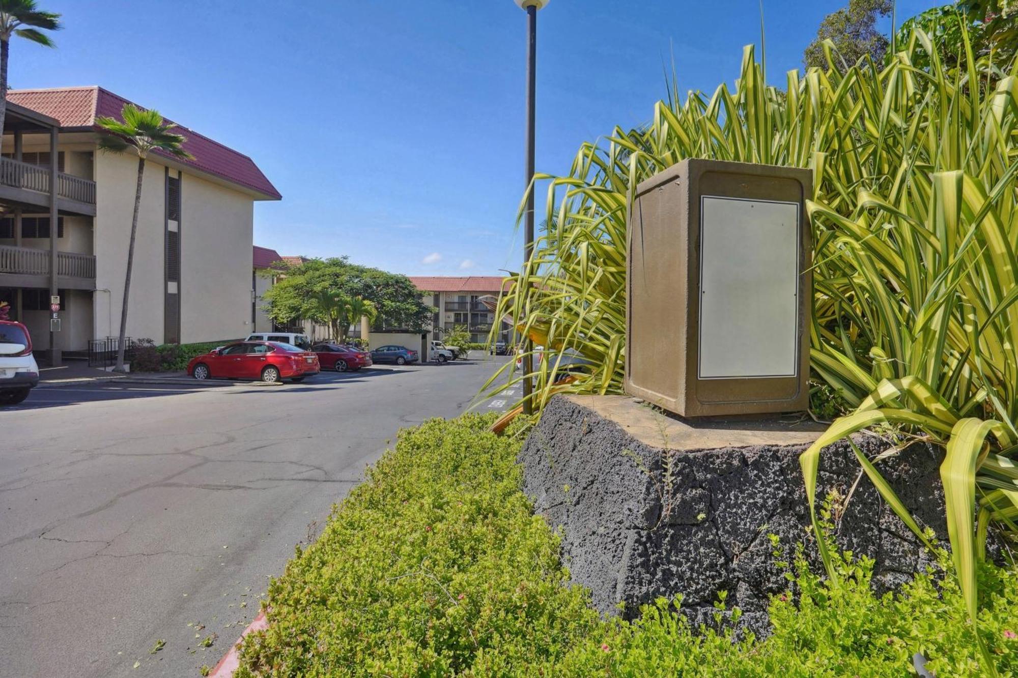 Airy Kailua-Kona Condo Less Than 1 Mi To Beach And Town Exterior photo